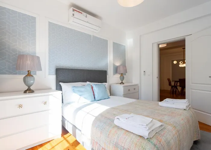 Flh Sao Bento With Balcony Lisboa